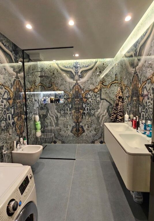 SHITET APARTAMENT 3+1+2 – Kopshti Zoologjik