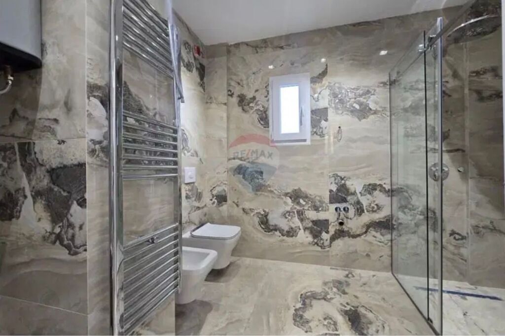 ✨Shitet Apartament 2+1 | 📍Shkolla e Kuqe