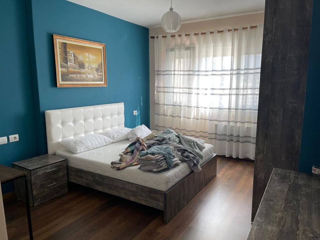 Jepet me qera super apartament 2+1+2 tualete Te Kopshti Zoologjik