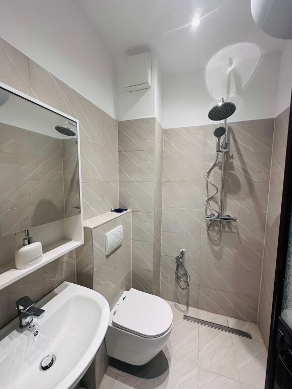 Appartamento 1+1+1 Balcone In Affitto