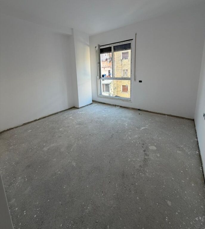 🏡 SHITET APARTAMENT 2+1 – në Ali Demi, pranë Tregu Elektrik