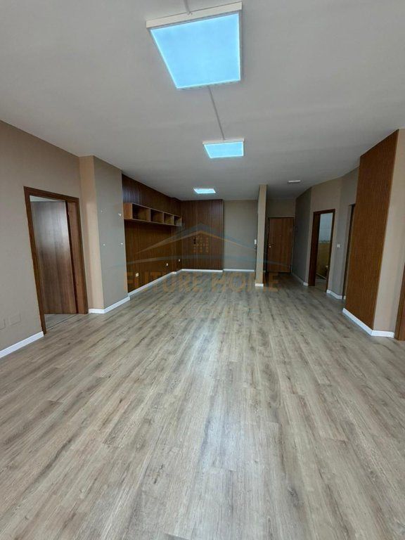 Qera, Apartament 2+1+2, Rruga e Kosovarëve, Tiranë
