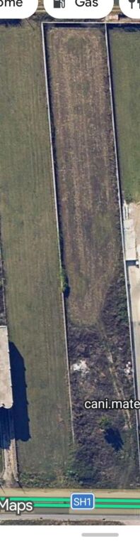 Shitet toke ne rrugen Nacionale " Kamez- Fushe Kruje"