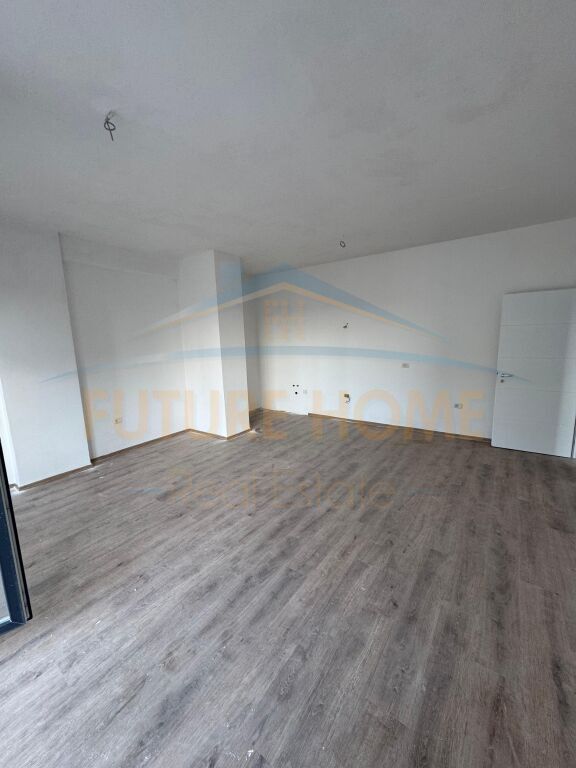 Qera, Apartament 3+1+2 ,Ish Fusha Aviacionit , IBN.