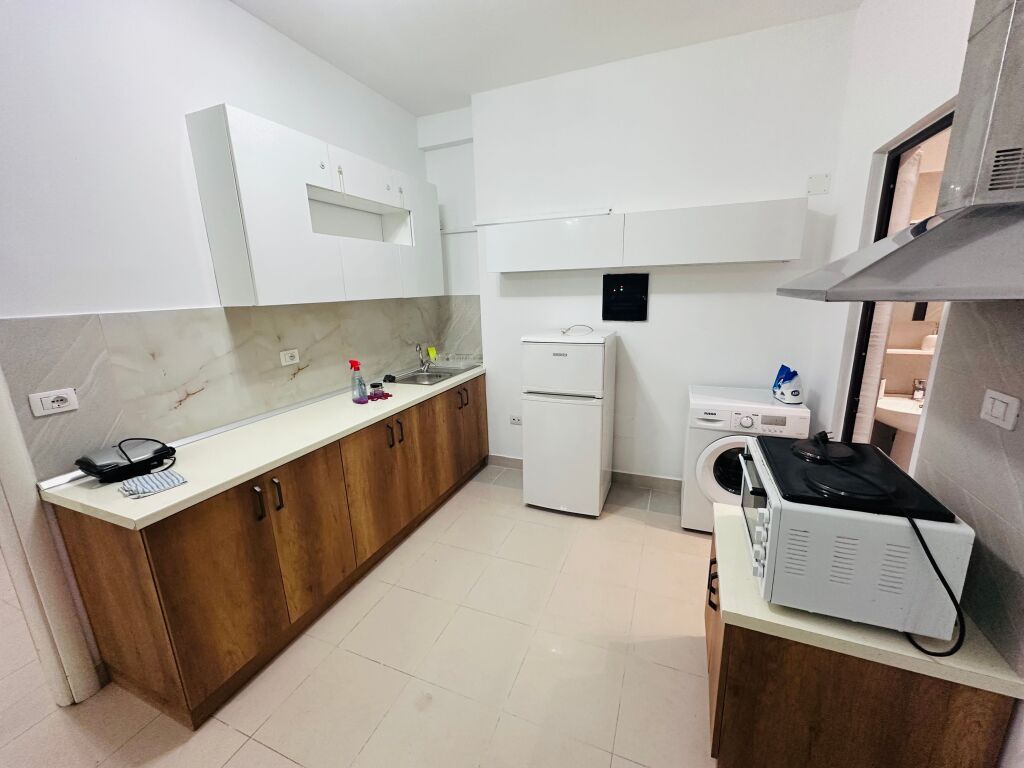 Appartamento 1+1+1 Balcone In Affitto