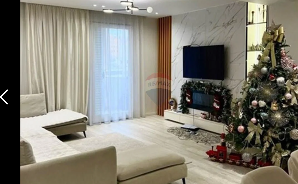 Appartamento in vendita 2+1+2 vicino allo Stadio Dinamo