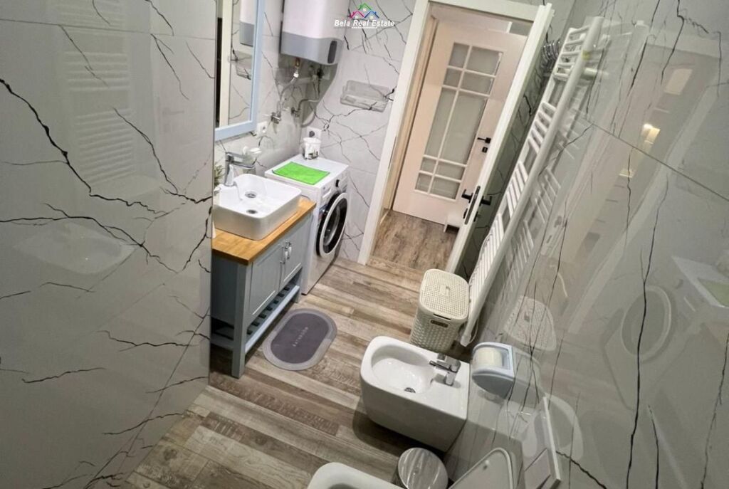 Appartamento In Affitto 2+1 Vicino alla Stazione Ferroviaria (ID B2201754) Tirana