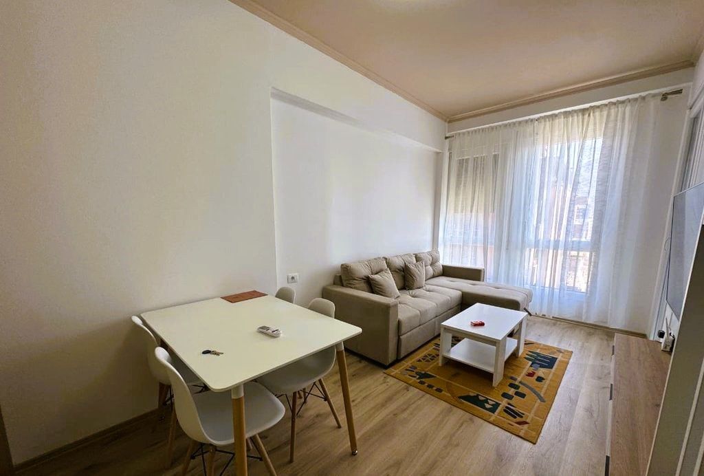 APARTAMENT 1+1 ME QIRA TEK 5 MAJI!