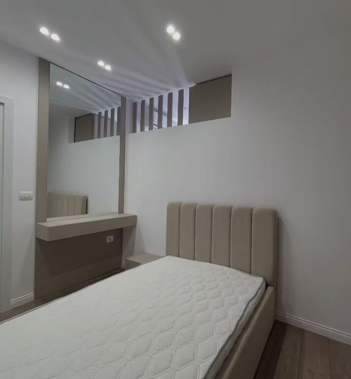 Apartament 2+1 per qira tek Zogu i Zi.