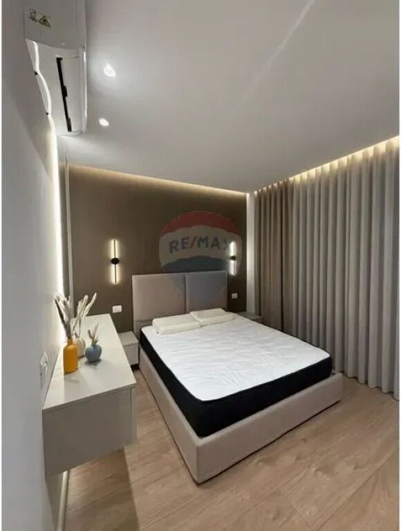 Apartament - Për Qira - Rruga Mine Peza, Tiranë