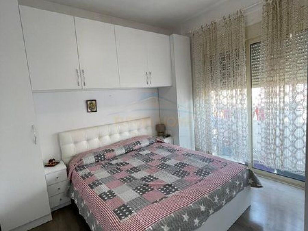For sale, Apartment 1+1, Kamza Junction, Tirana.