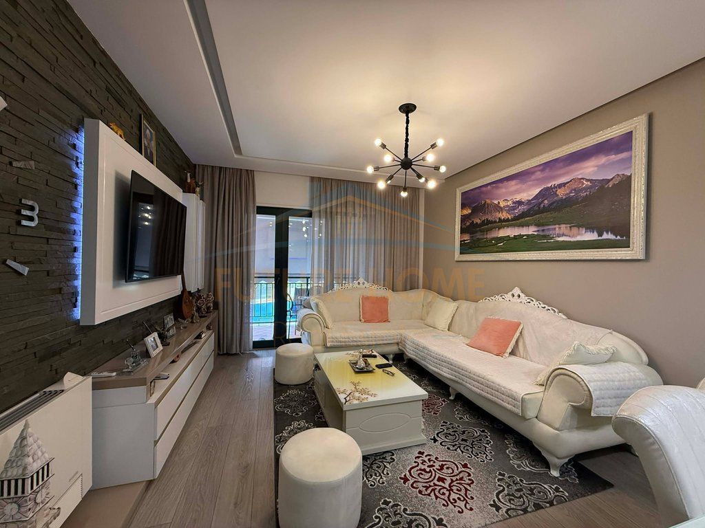 For sale, Apartment 2+1+2, Green City Residence, Unaza e Re