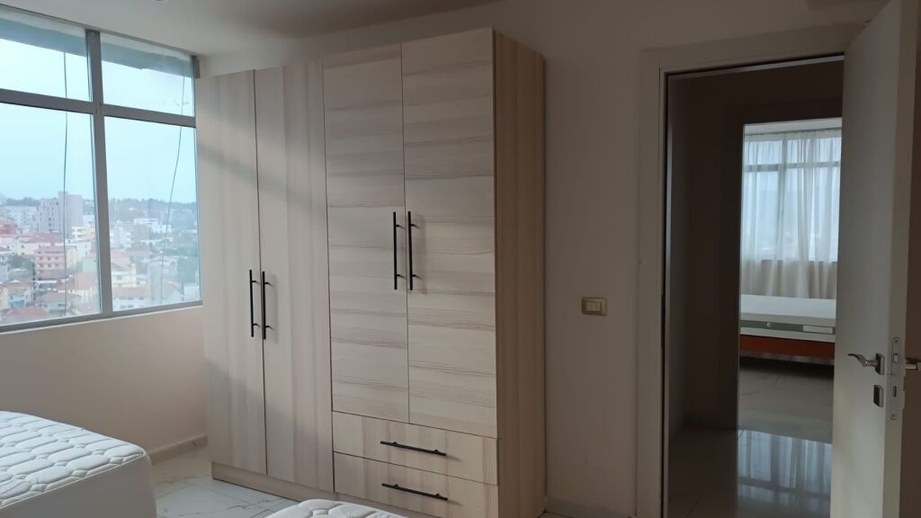 🏠 Apartament 2+1 me Qira te ish-Tregu Elektrik, Tiranë