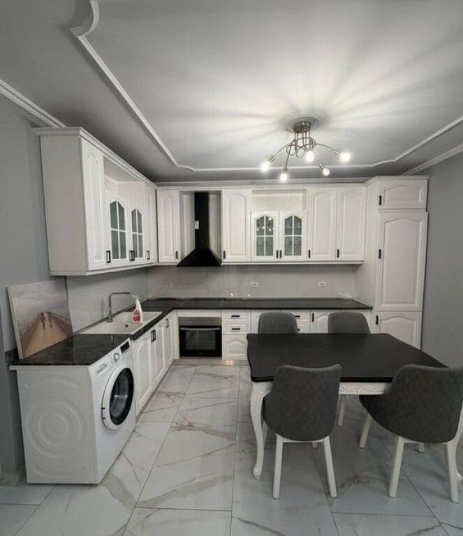 APPARTAMENTO 2+1+2 IN AFFITTO PIAZZA WILLSON, VICINO ALL'UFFICIO POSTALE N. 8!!