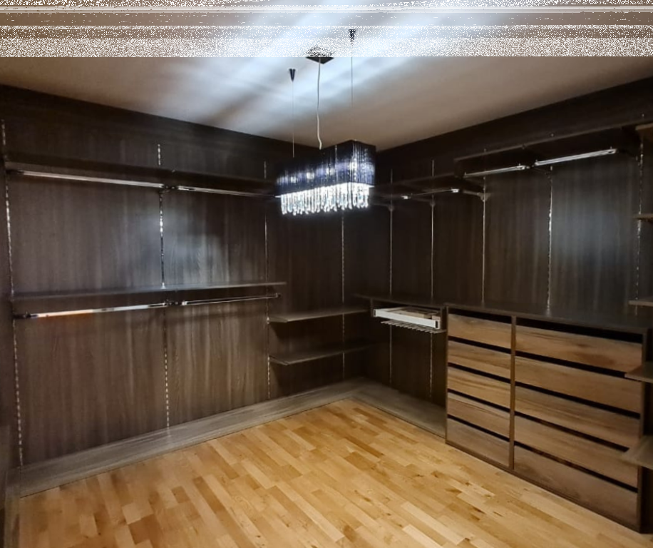 Villa for sale – Long Hill, near TEG