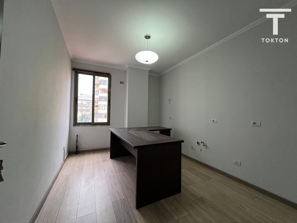 Vendesi in vendita Appartamento 2+1 – Via 21 Dicembre, Tirana