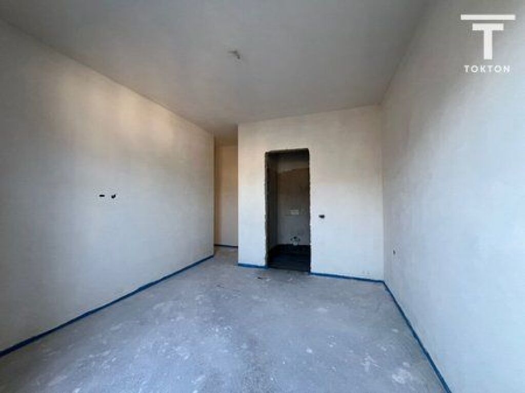 SHITET APARTAMENT 2+1+2+ VERANDE, ALI DEMI, TIRANE