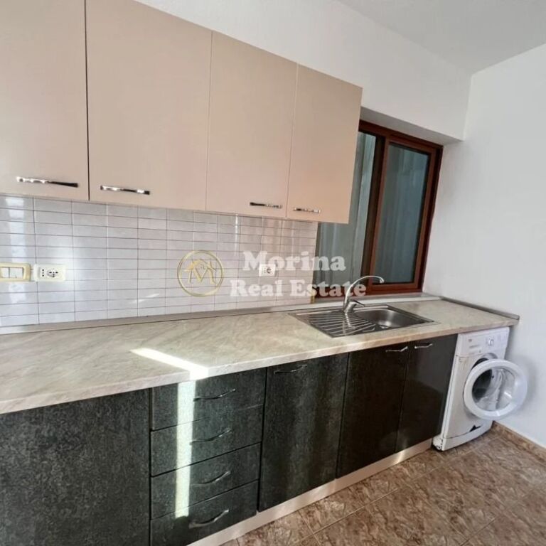 Qera | Shtëpi Private 1 + 1 | Kodra E Priftit | 300 €/Muaj