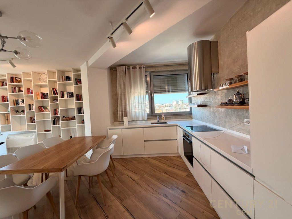 EKSKLUZIVE ! STADIUMI DINAMO APARTAMENT LUKSOZ ME QIRA 2+1+2+DEPO+POST PARKIMI 1,500 € /Muaj Sip. Totale  155m2