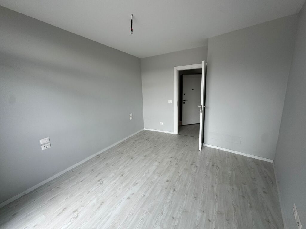 Jepet Ambjent me qera LAKE VIEW RESIDENCE , RRUGA E KOSOVAREVE