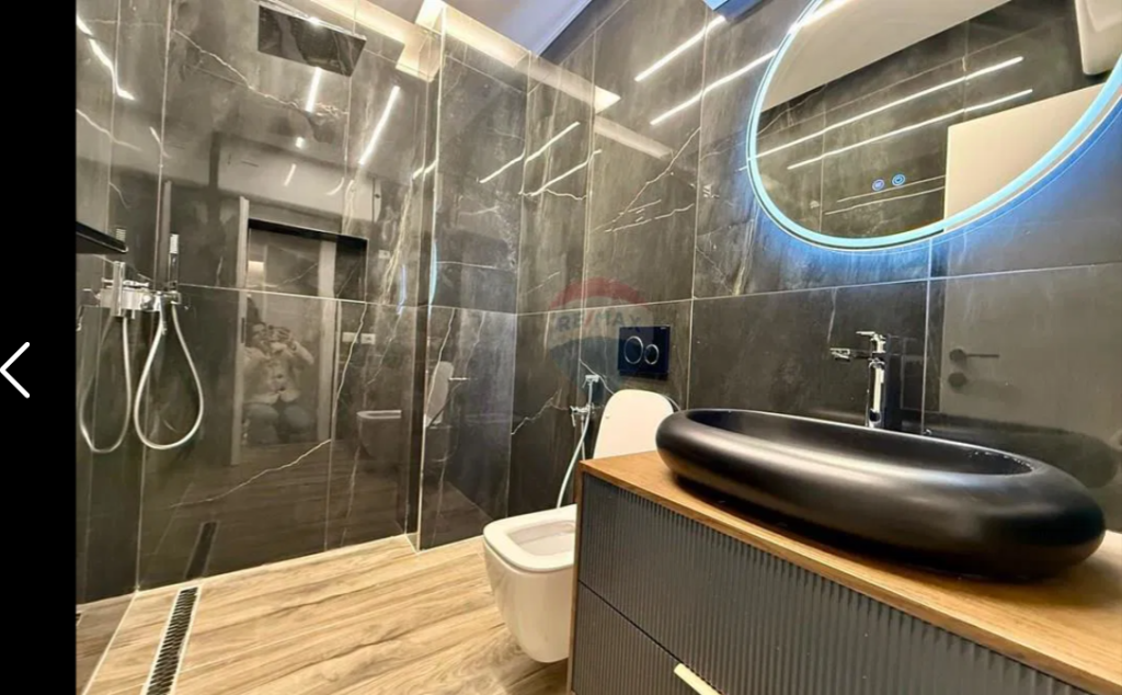 Apartament per qera 2+1+2 tek Rruga Hoxha Tahsim