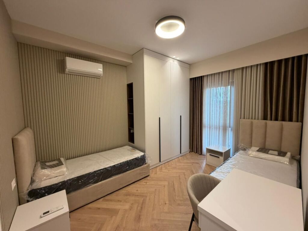 Apartament - Për Qira - Rruga e Kavajës, Tiranë