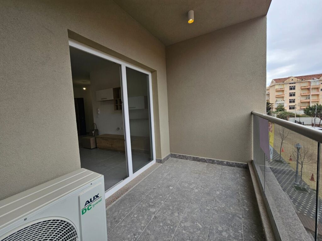 APARTAMENT 1+1 NE SHITJE NE GOLEM!!!
