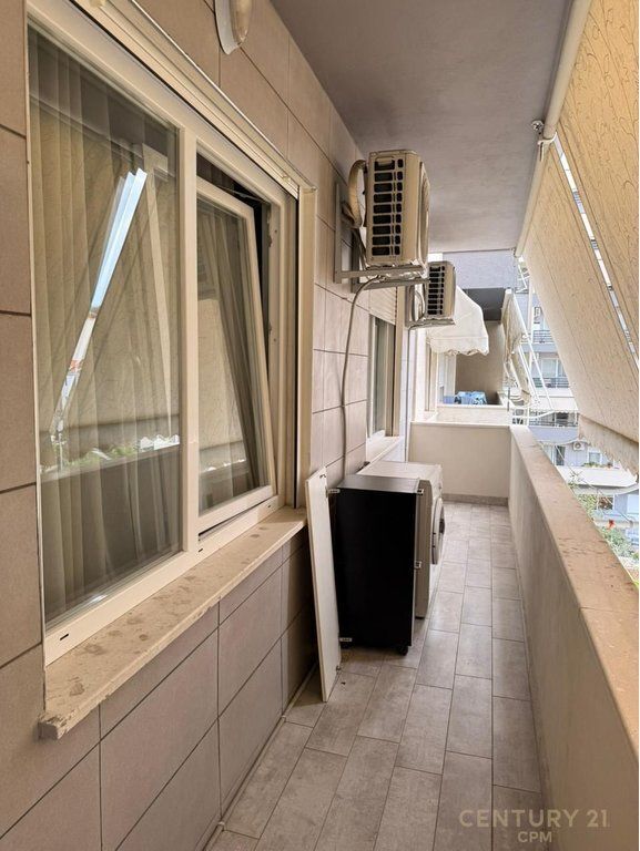 2+1 for sale in Komun Parisit  