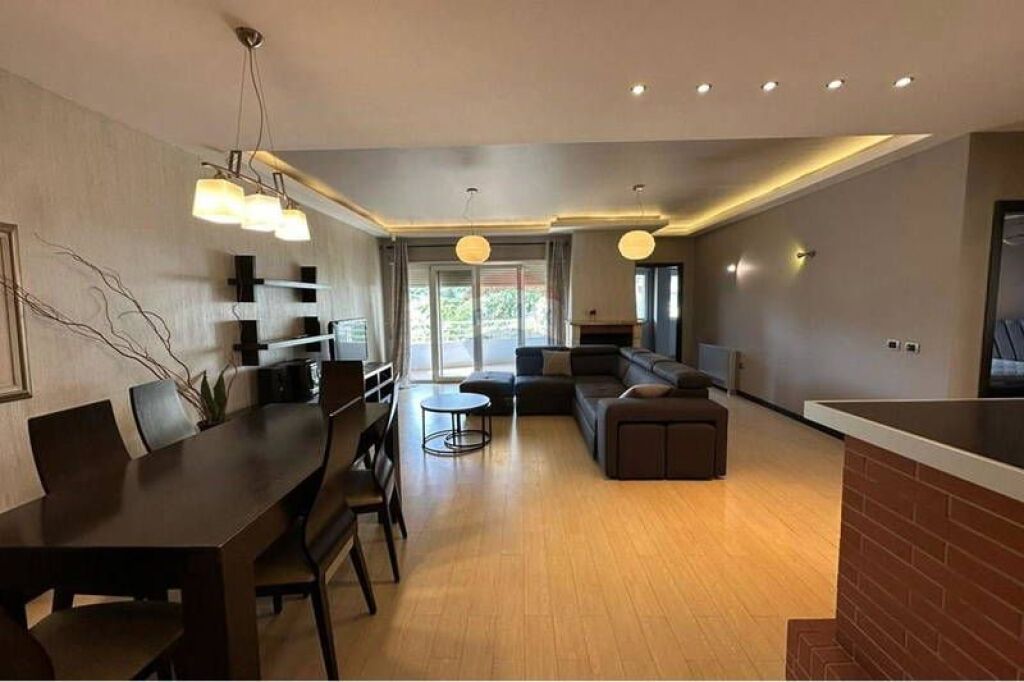 Apartament me qira 3+1