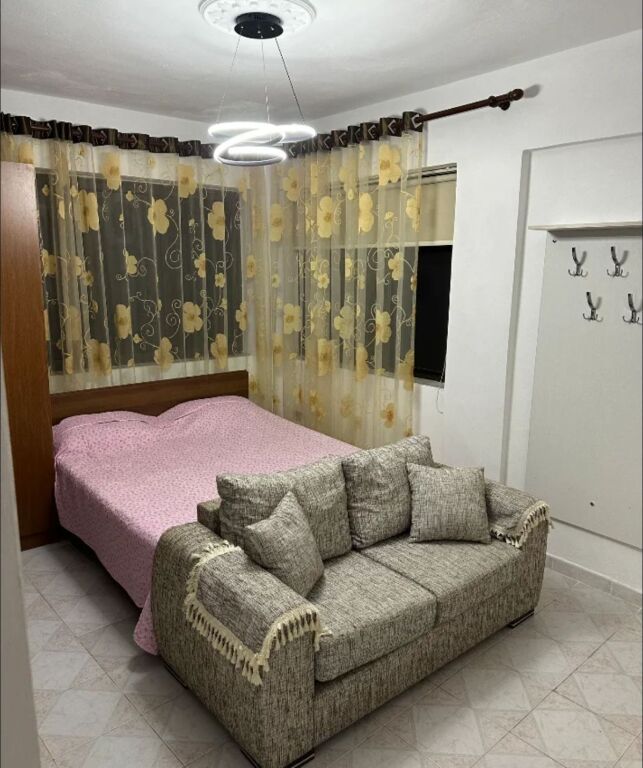 GARSIONERE ME QERA KOMUNA E PARISIT 45.000 LEKE FH-58638