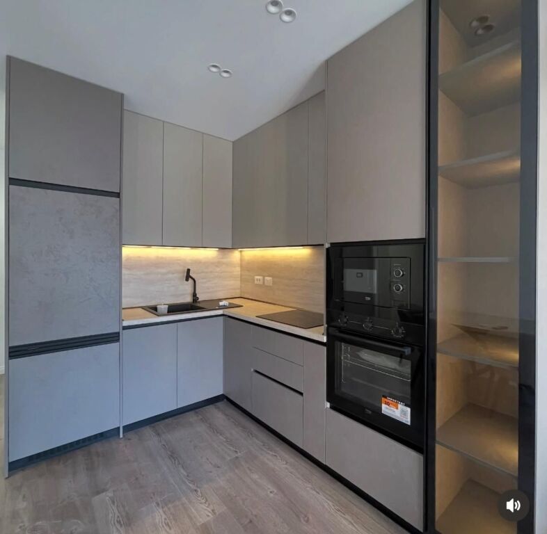 🏡 Jepet me qira apartament 2+1 📍Zogu i Zi 💶 Çmimi: 900 € / muaj