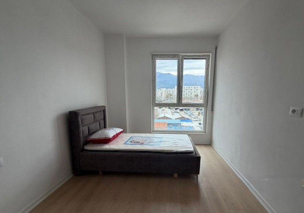 Apartament 2+1+2 per qira tek Uzina Dinamo,Rruga 5 Maji