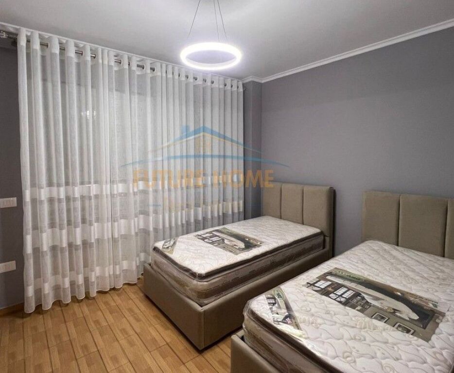 Affitto, Appartamento 2+1, Nuovo Mercato, Tirana.