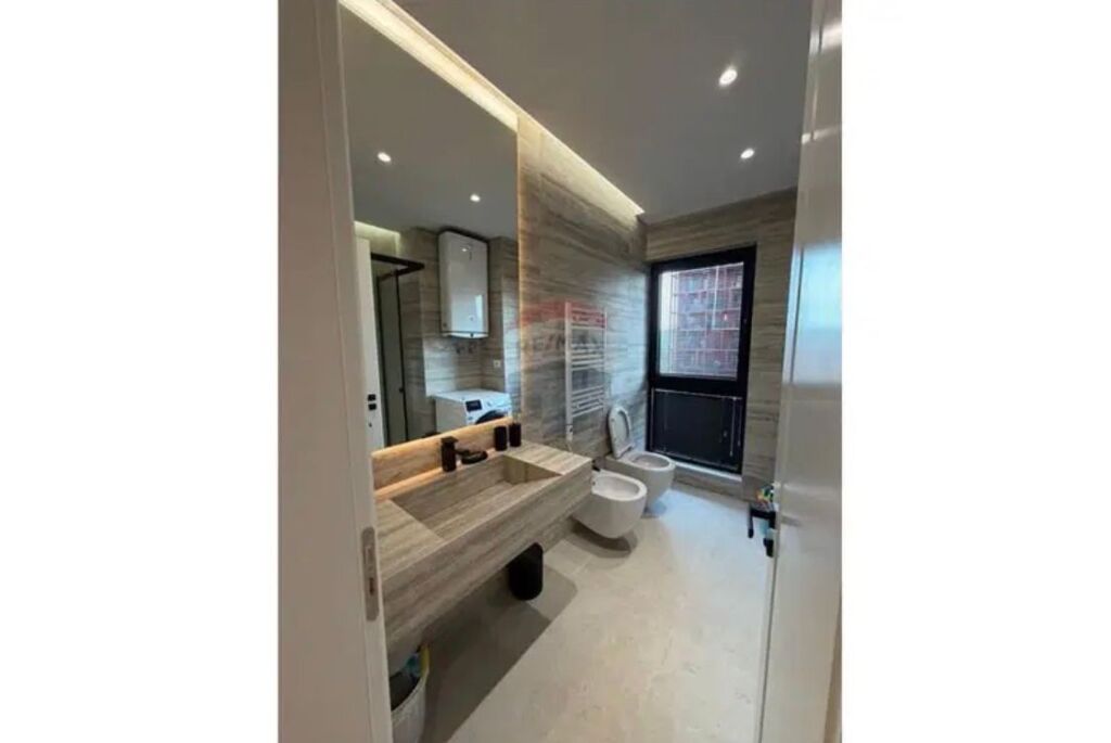 Apartament 2+1+2 tek Tirana Garden Building