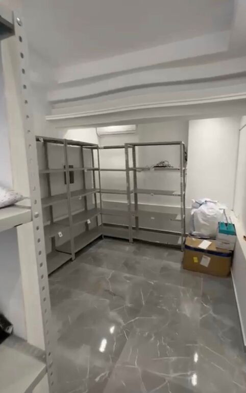 Business Premises for Rent 📍Sotir Noka Garden  • 45,000 leke ✅