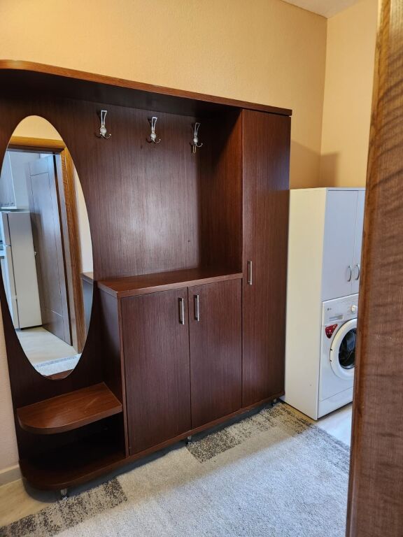 Jepet Me Qera Apartament 1+1+1 Ballkon