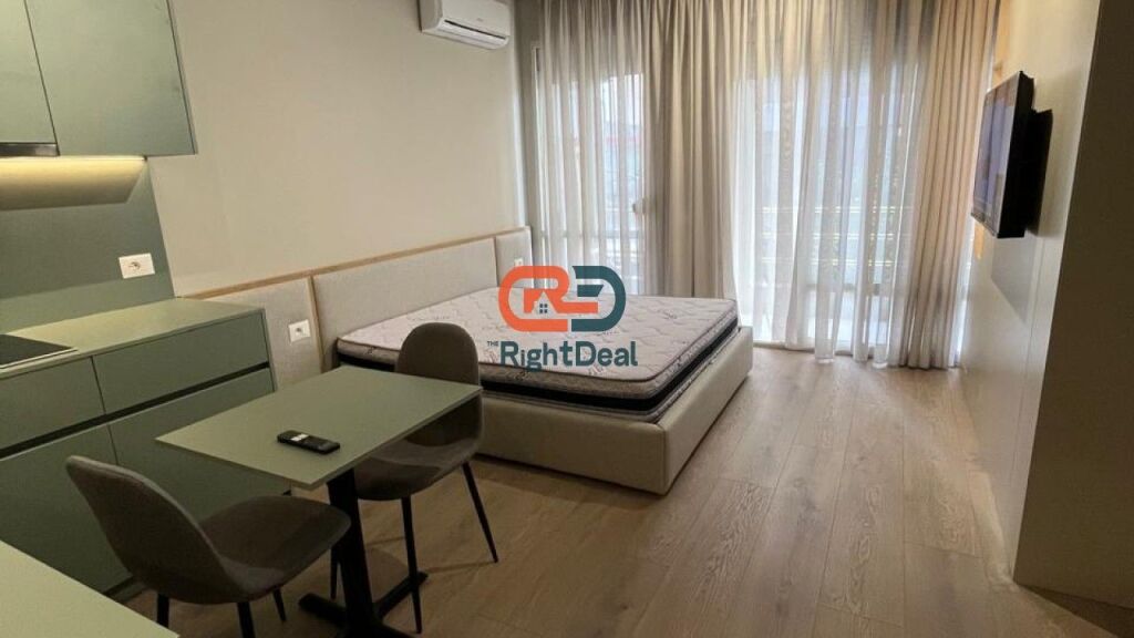 Tek Stacioni Trenit, Shiten 3 Garsoniere, Mundesi Ideale Investimi !!