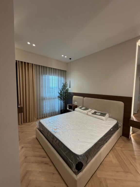 Apartament - Për Qira - Rruga e Kavajës, Tiranë