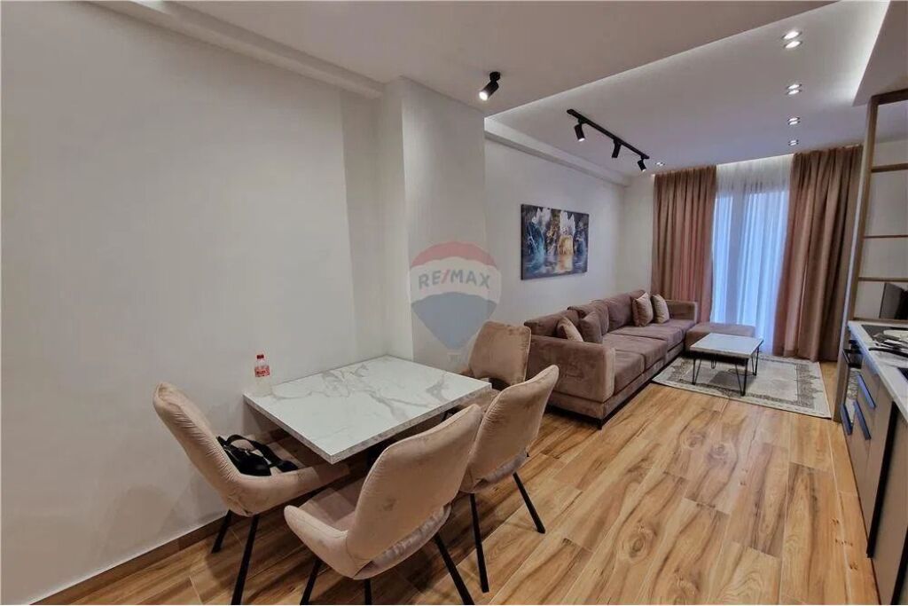 🏡 Apartament 2+1 me Qira në Skele, Vlorë