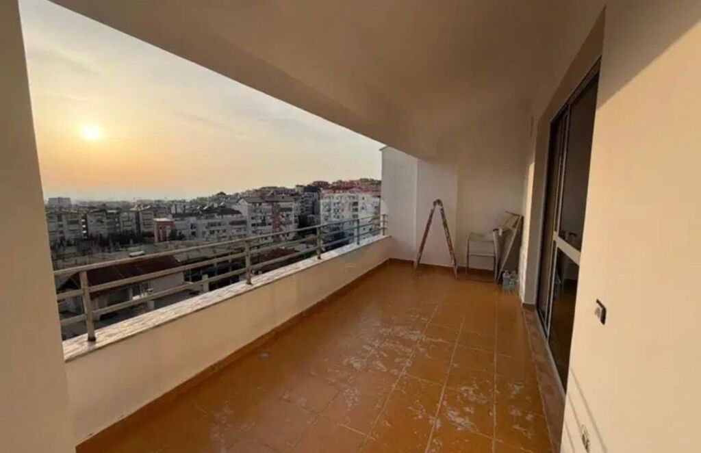 Apartament - Për Shitje - Rruga Muhamet Deliu, Tiranë