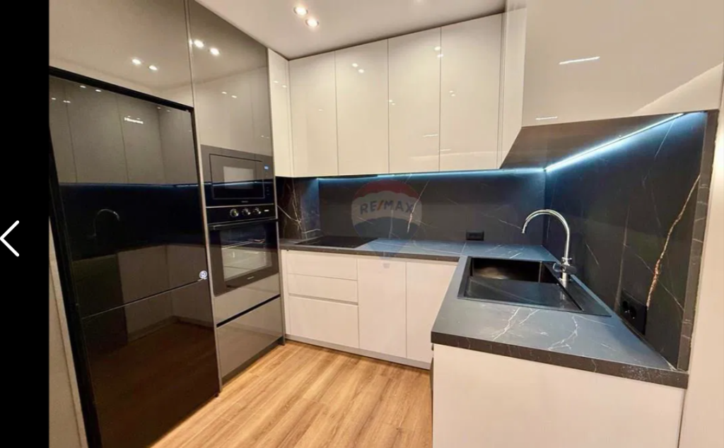 Apartament per qera 2+1+2 tek Rruga Hoxha Tahsim