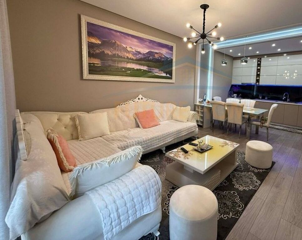 Shitet, Apartament 2+1+2, Green City Rezidence, Unaza e Re