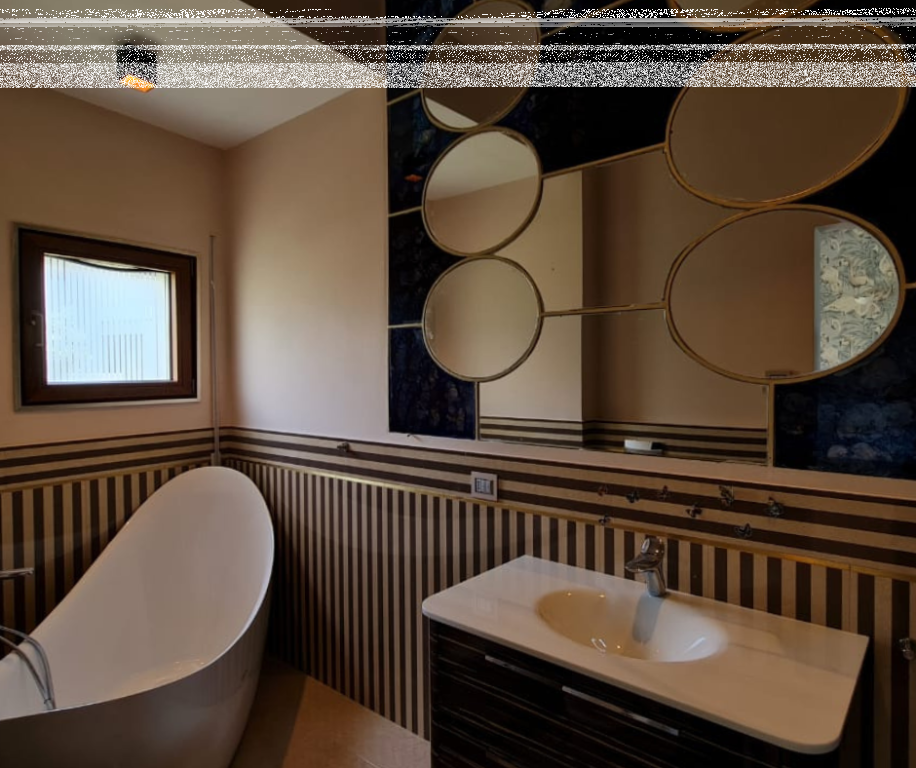 Villa for sale – Long Hill, near TEG