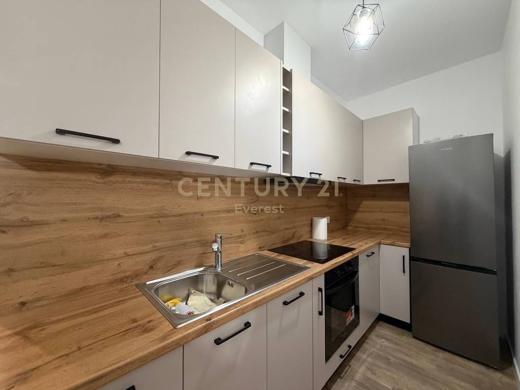 JEPET ME QIRA APARTAMENT 1+1 NE LAPRAKE
