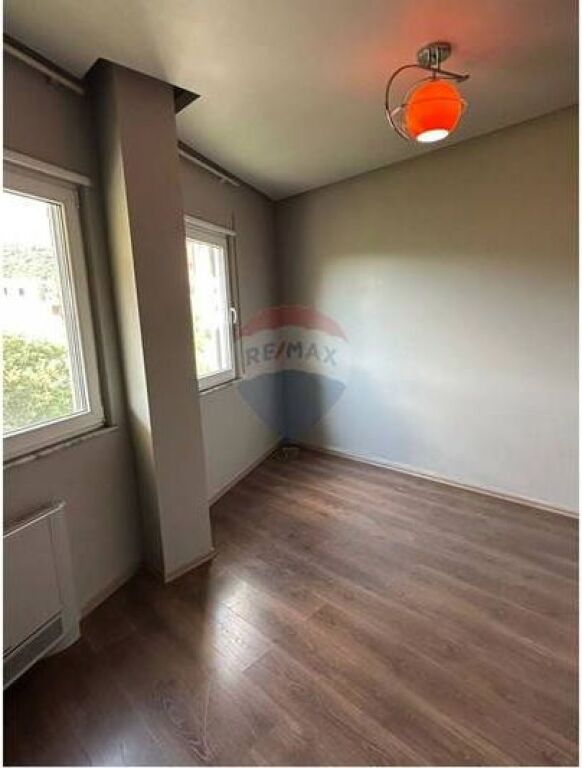 Apartament me qira 3+1