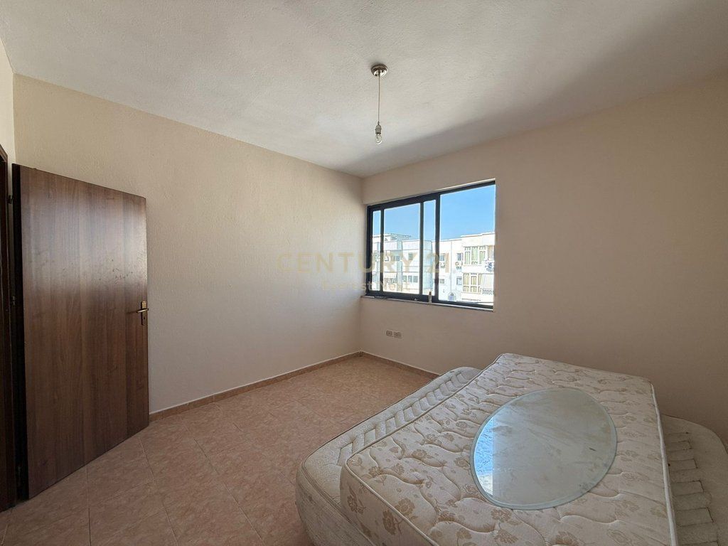 Vendesi in vendita 1+1 nella zona di Ish Parkut (NSHARAK)