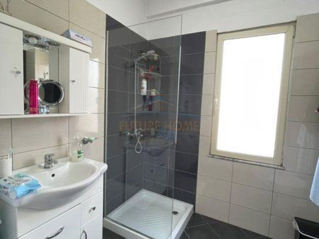 For sale, Apartment 1+1, Kamza Junction, Tirana.