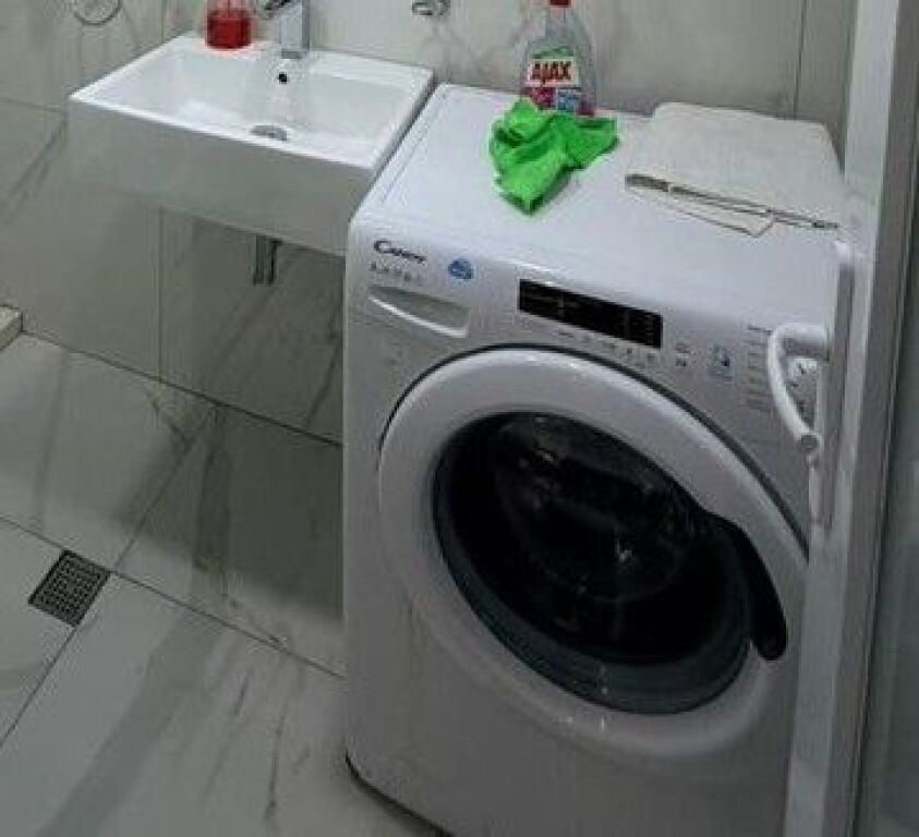 For sale, Apartment 2+1+2, Barrikadave Street, Tirana