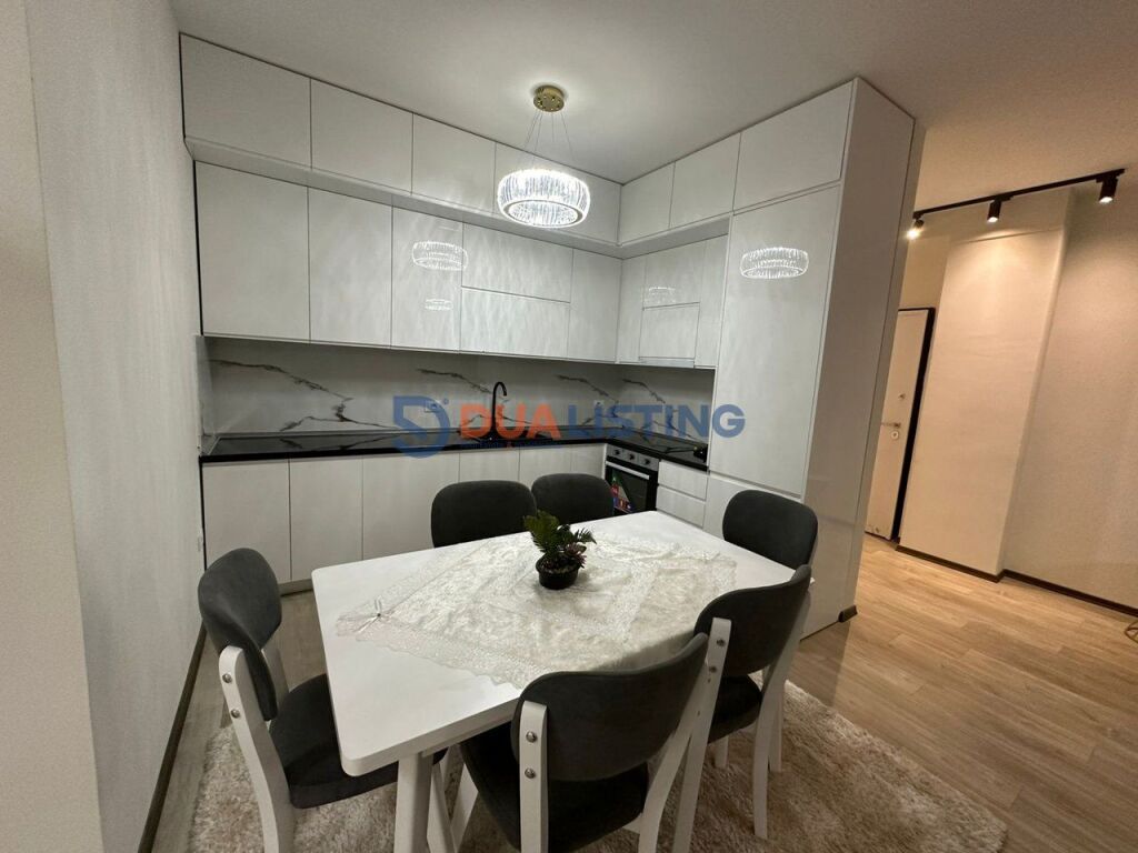 Jepet Apartament 2+1+2 me Qira Tek Liqeni i Thate , Kompleksi Fz