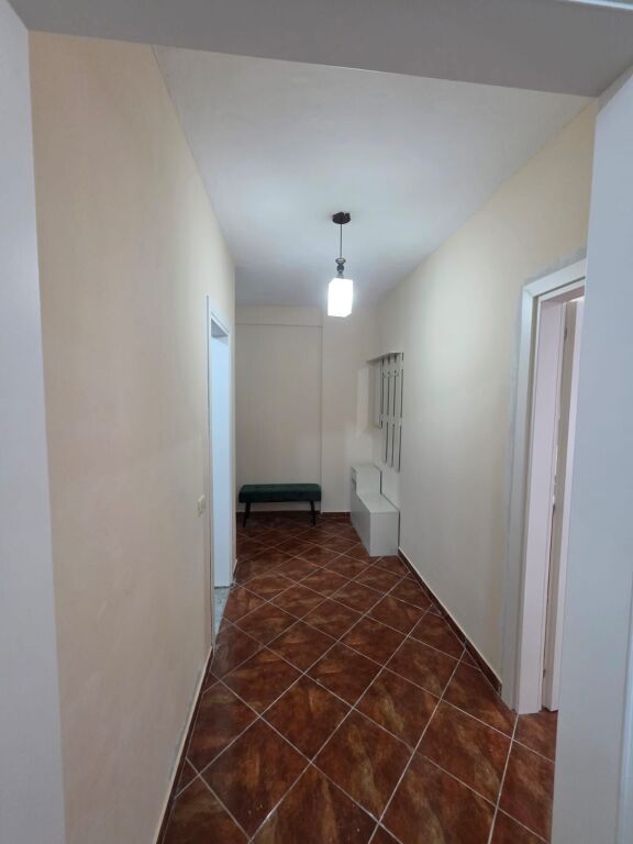 Shitet Apartament 1+1, Shkëmbi i Kavajës,Durres.